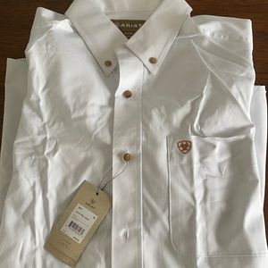 Ariat long sleeve men’s shirt. Size XL